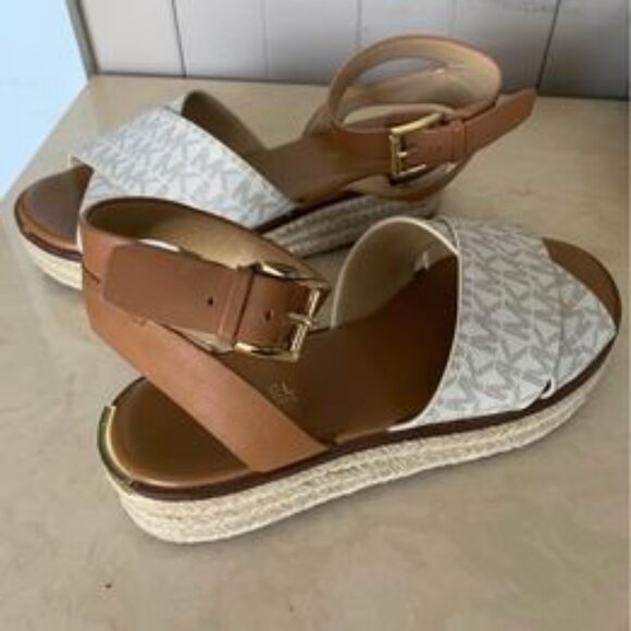 Michael Kors Espadrille Sandals --size 5 - Picture 1 of 3